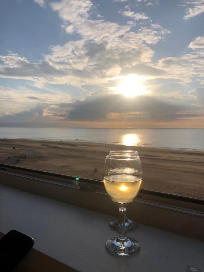 Ferienwohnung Luxe App - Zeedijk Mariakerke - Prachtig Zeezicht Ostende Exterior foto